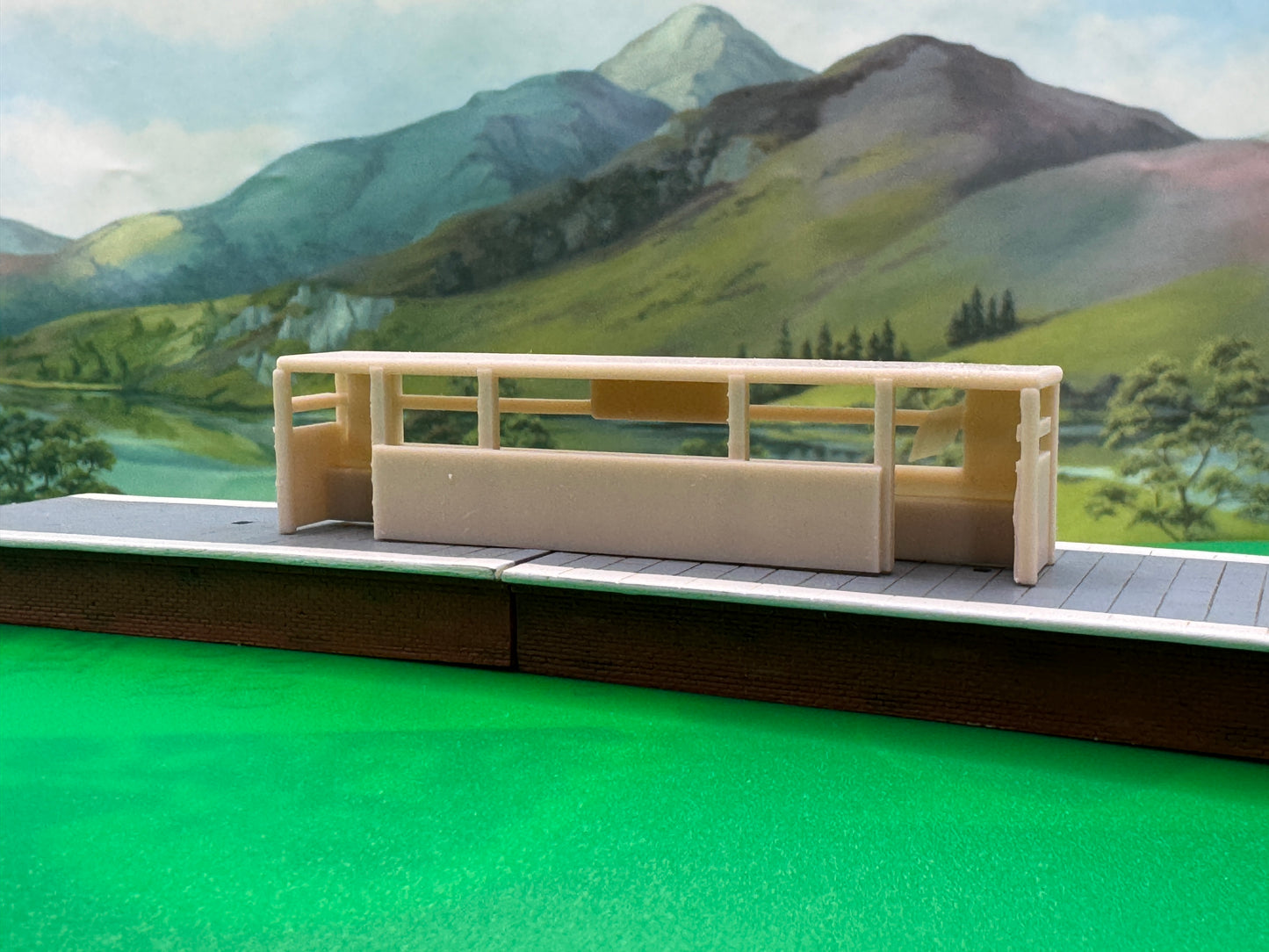 2PK N Gauge Modern Platform Shelter – 1:148 Scale | Resin 3D Printed | UK Style